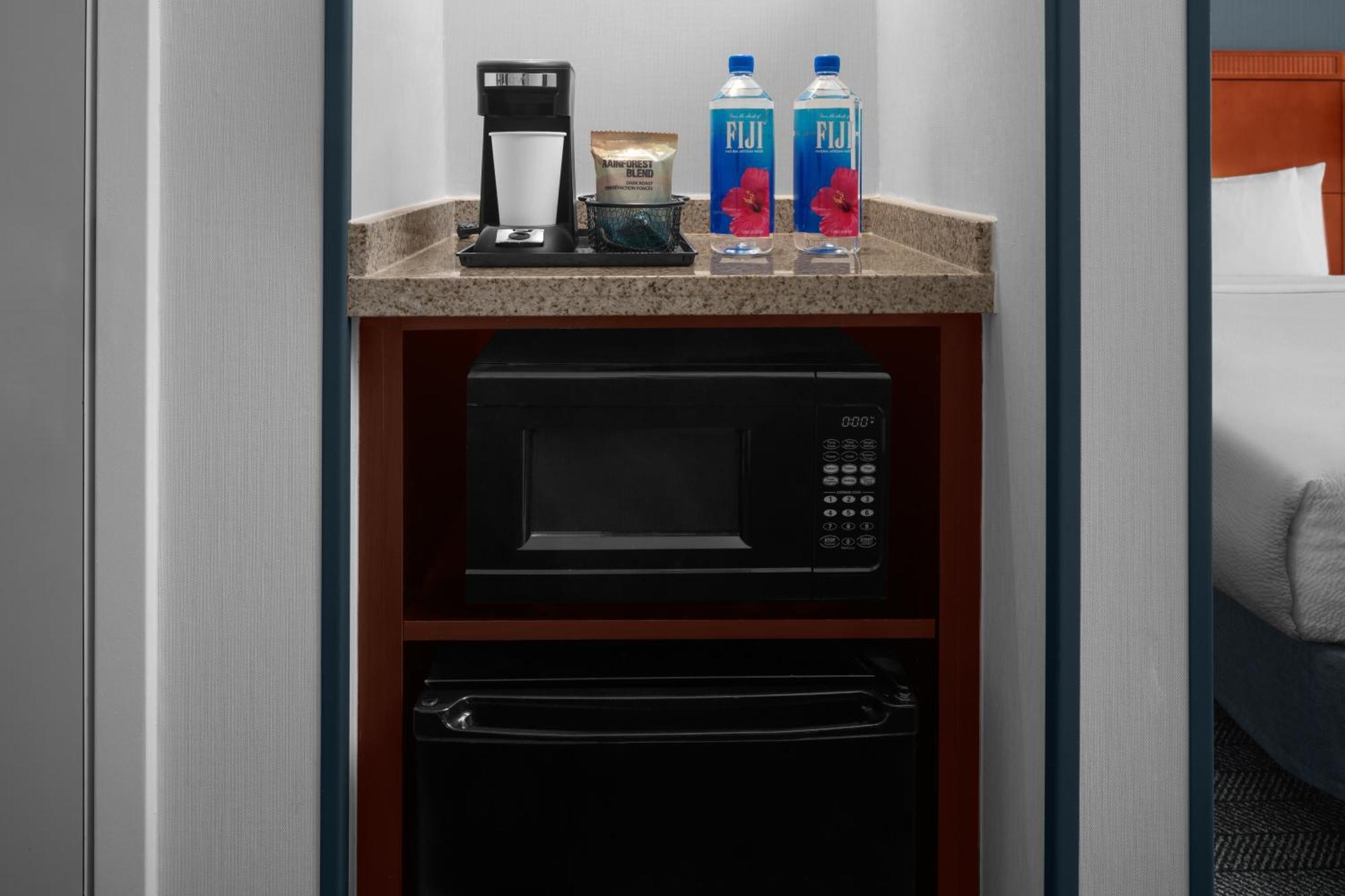 Courtyard By Marriott Santa Clarita Valencia Ξενοδοχείο Εξωτερικό φωτογραφία