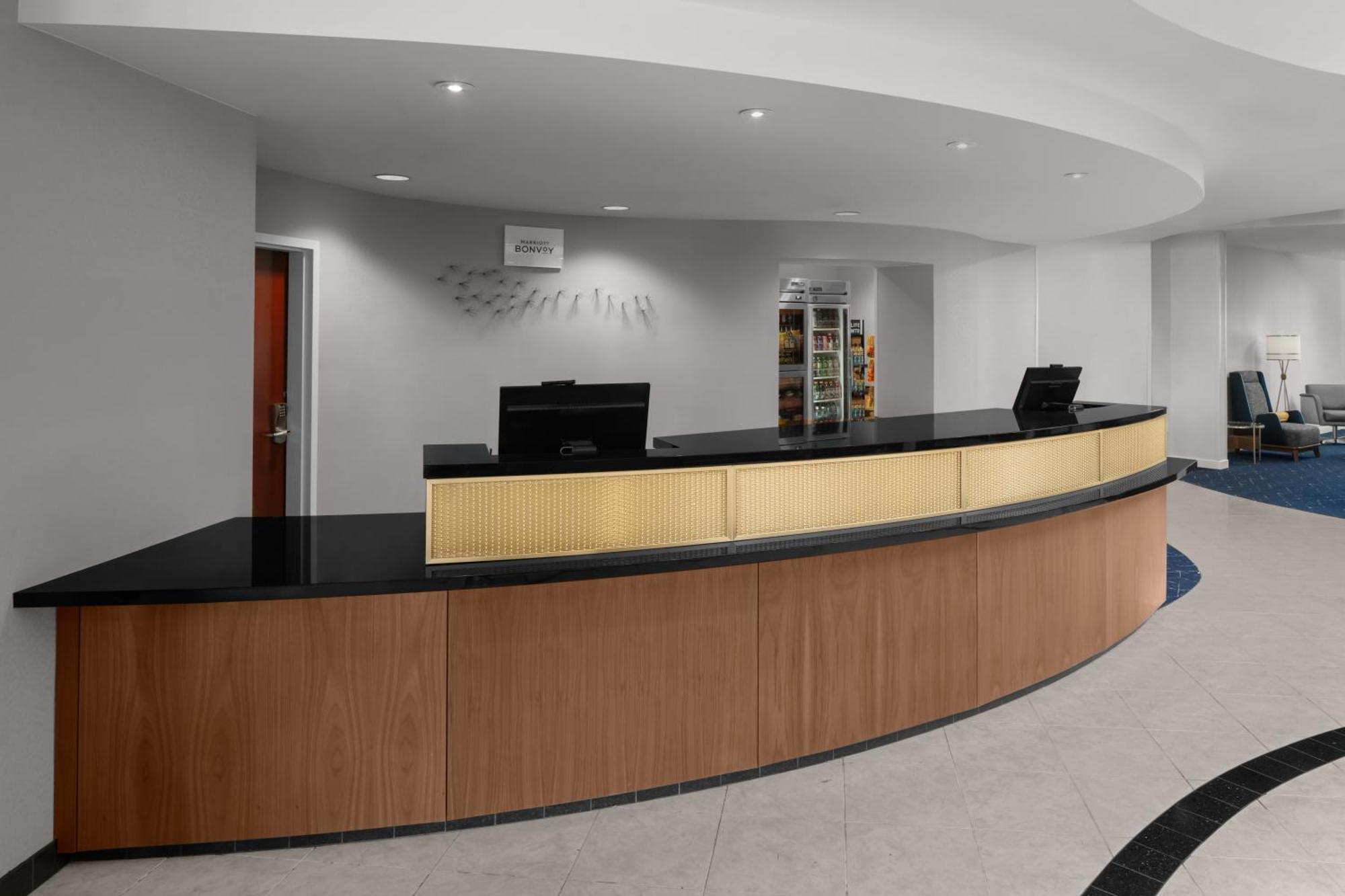 Courtyard By Marriott Santa Clarita Valencia Ξενοδοχείο Εξωτερικό φωτογραφία
