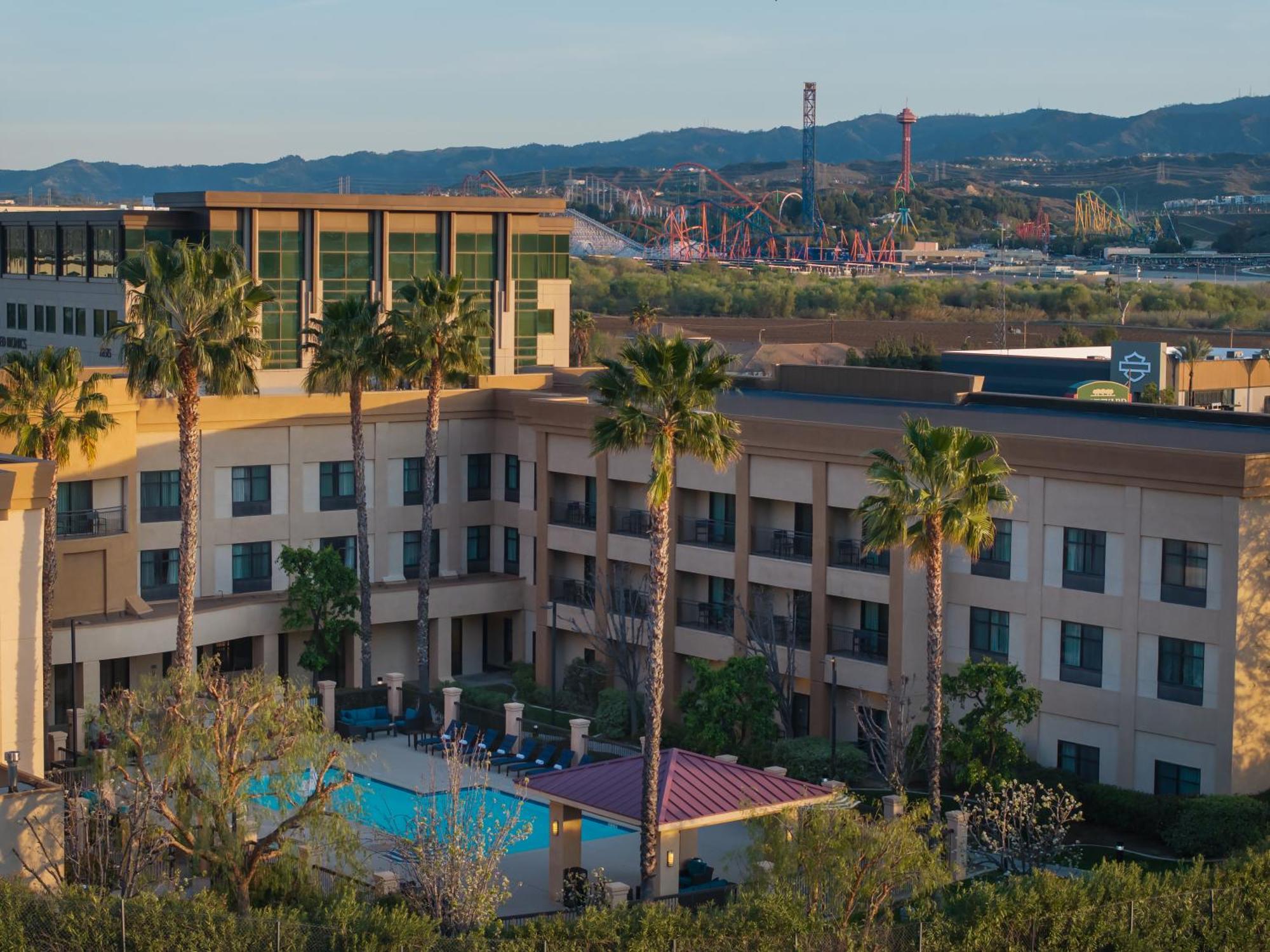 Courtyard By Marriott Santa Clarita Valencia Ξενοδοχείο Εξωτερικό φωτογραφία