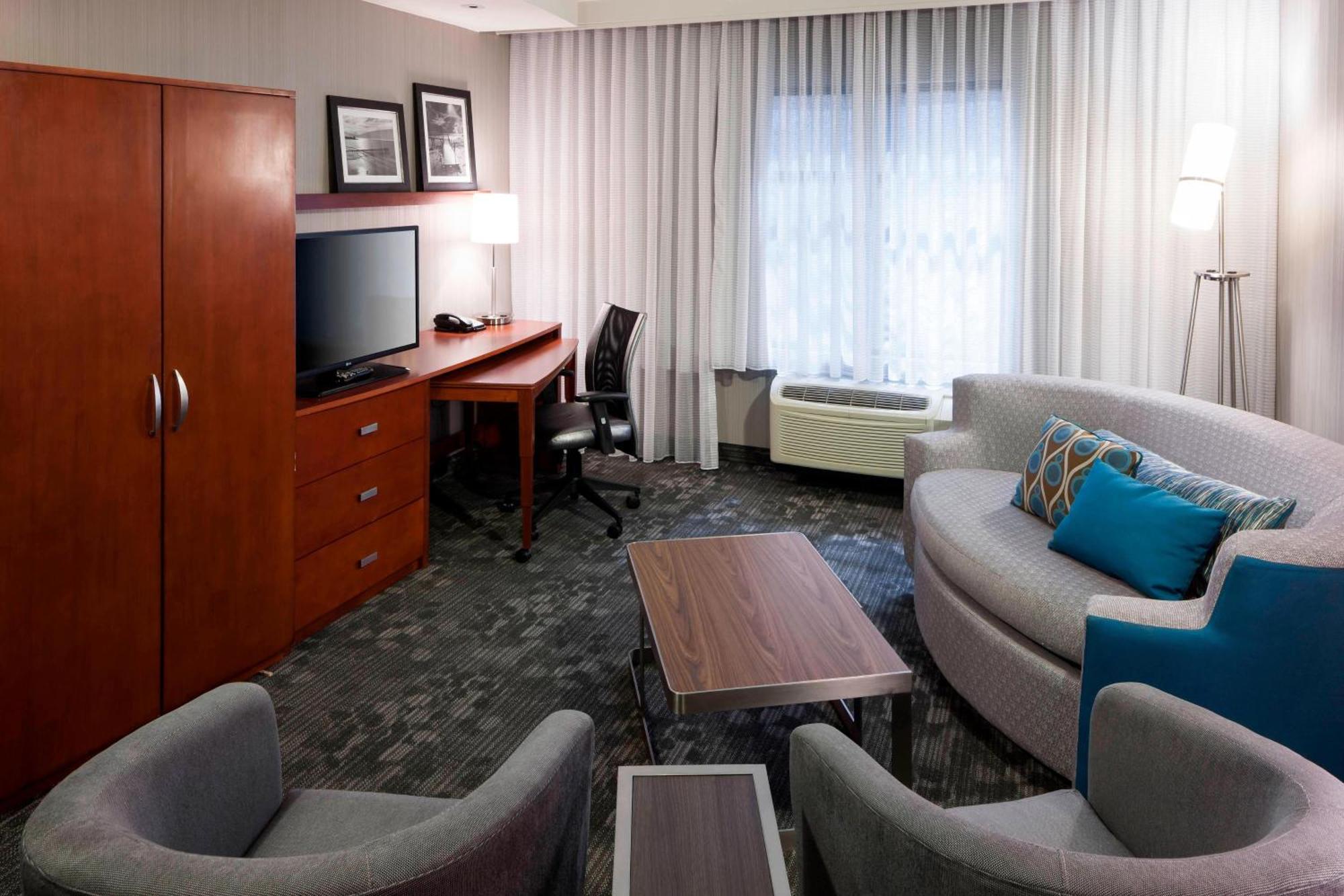 Courtyard By Marriott Santa Clarita Valencia Ξενοδοχείο Εξωτερικό φωτογραφία