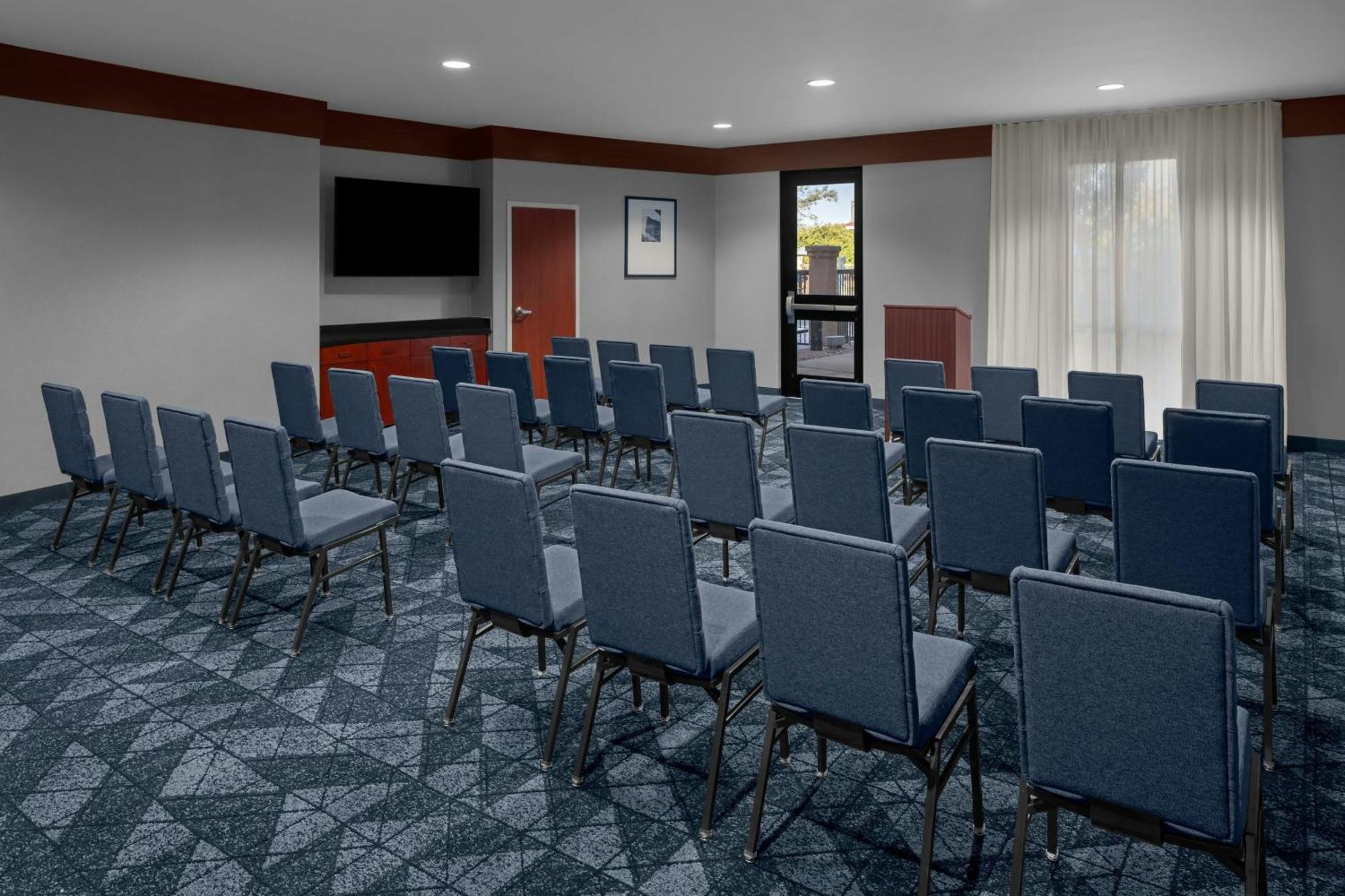 Courtyard By Marriott Santa Clarita Valencia Ξενοδοχείο Εξωτερικό φωτογραφία